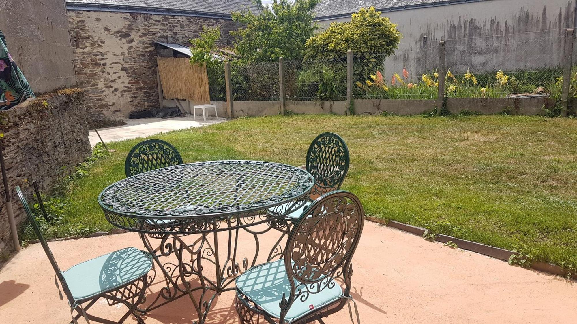 Nouveau Gite Beaulieu A Combrée Exterior foto